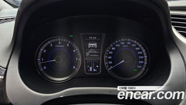 Hyundai Grandeur HG Modern, 2014 8