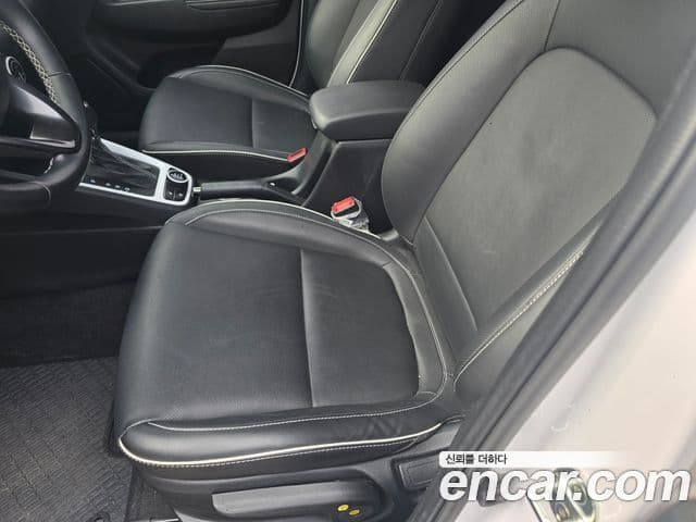 Hyundai Venue 1.6 Flux, 2021 10