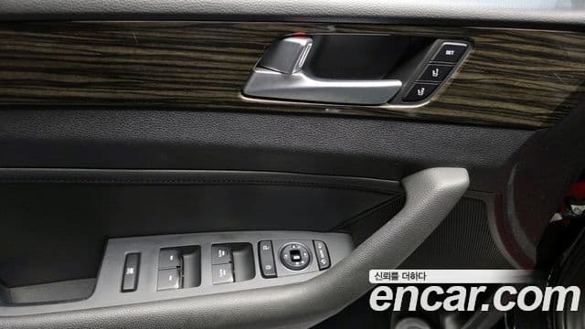 Hyundai LF Sonata Special, 2016 14