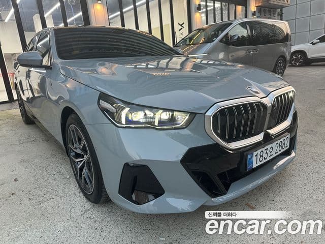BMW 5시리즈 (G60) 520i M Sport, 2025 2
