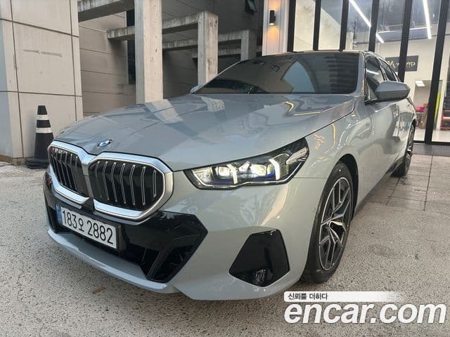 BMW 5시리즈 (G60) 520i M Sport, 2025 3