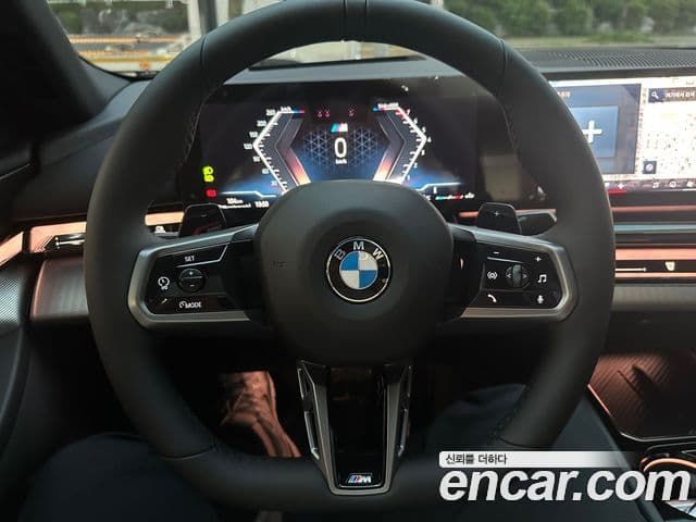 BMW 5시리즈 (G60) 520i M Sport, 2025 9