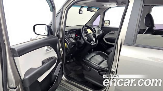 Kia Ray Luxury, 2015 10