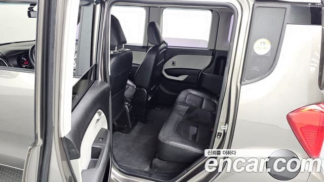 Kia Ray Luxury, 2015 12