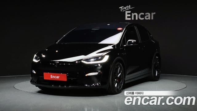 Tesla модель X Plaid, 2023 1