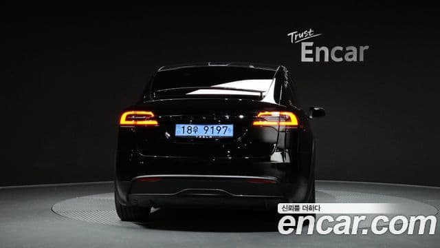 Tesla модель X Plaid, 2023 4