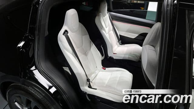 Tesla модель X Plaid, 2023 12