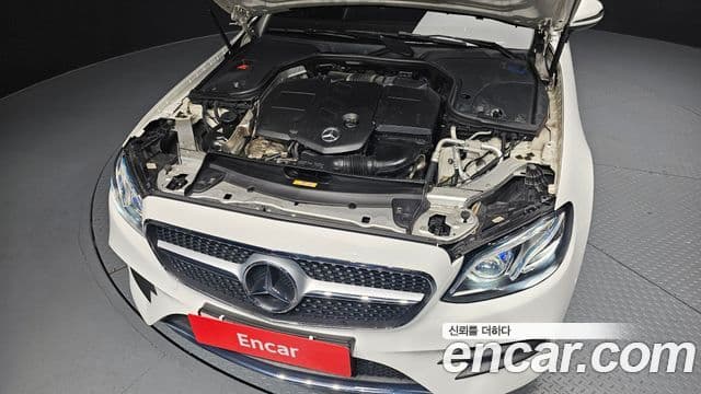 Mercedes-Benz E-класс W213 E220d кабриолет, 2018 6