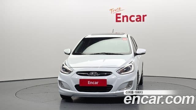 Hyundai Accent(новый кузов / новое поколение) Premium, 2015 3