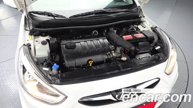 Hyundai Accent(новый кузов / новое поколение) Premium, 2015 6