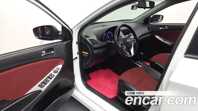 Hyundai Accent(новый кузов / новое поколение) Premium, 2015 10