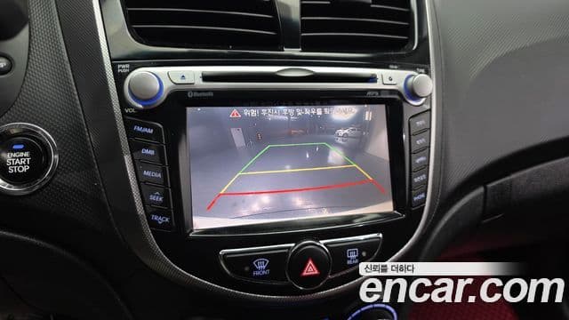 Hyundai Accent(новый кузов / новое поколение) Premium, 2015 15