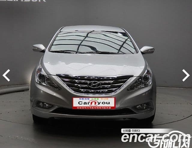 Hyundai YF Sonata люксовая версия, 2011 1