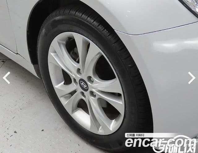 Hyundai YF Sonata люксовая версия, 2011 все фото