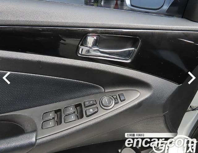 Hyundai YF Sonata люксовая версия, 2011 13