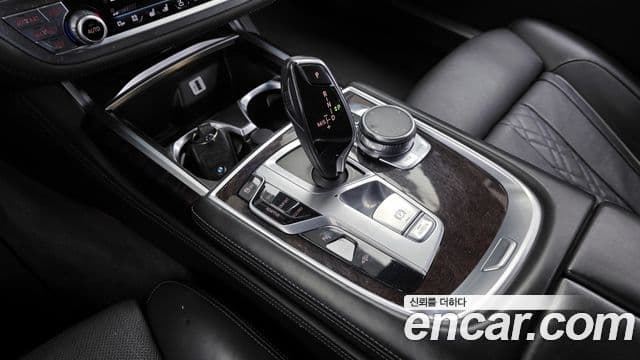 BMW 7시리즈 (G11) 750Li xDrive, 2016 9