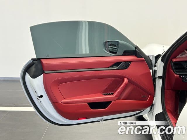 Porsche 911 (992) Carrera 4 GTS кабриолет, 2023 10