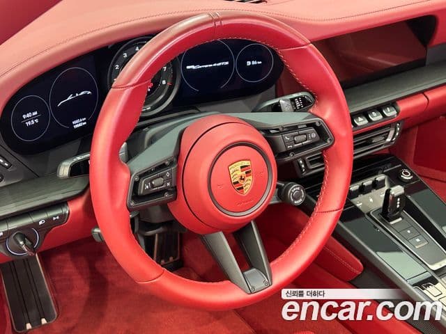 Porsche 911 (992) Carrera 4 GTS кабриолет, 2023 14