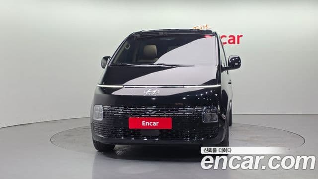 Hyundai Staria Modern, 2024 3