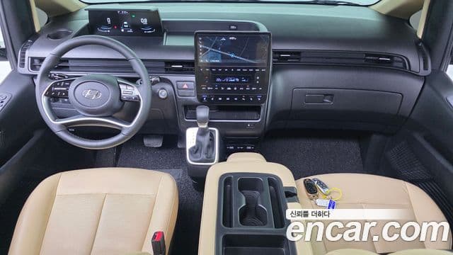 Hyundai Staria Modern, 2024 7