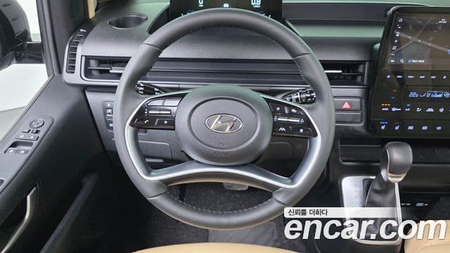 Hyundai Staria Modern, 2024 13