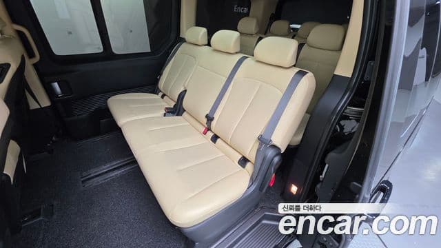 Hyundai Staria Modern, 2024 19