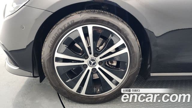 Mercedes-Benz E-класс W213 Avantgarde, 2021 все фото