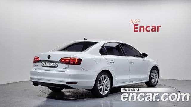 Volkswagen New Jetta 6세대, 2015 2