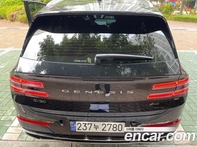 Genesis GV80, 2024 4