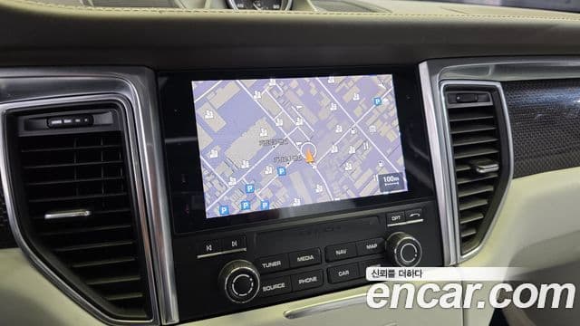 Porsche Macan 95B, 2018 14