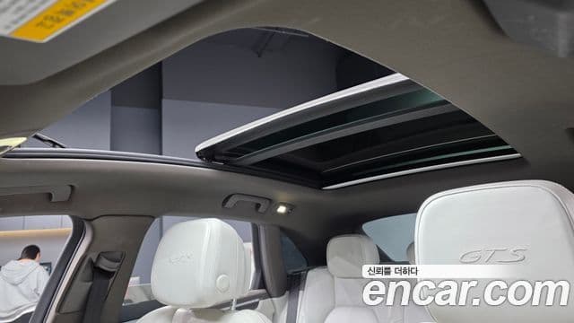 Porsche Macan 95B, 2018 17