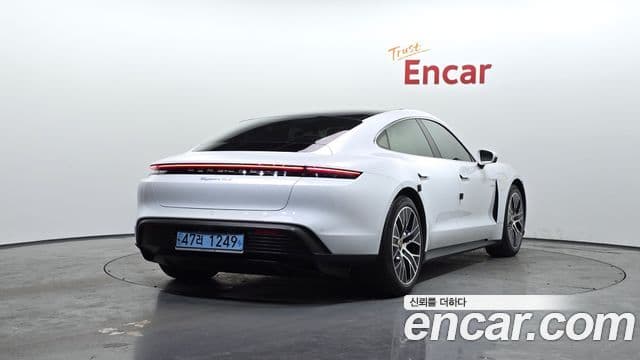 Porsche 타이칸 4S, 2021 2