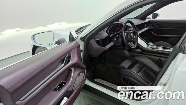 Porsche 타이칸 4S, 2021 10