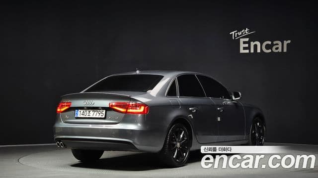 Audi New A4 B8, 2015 2