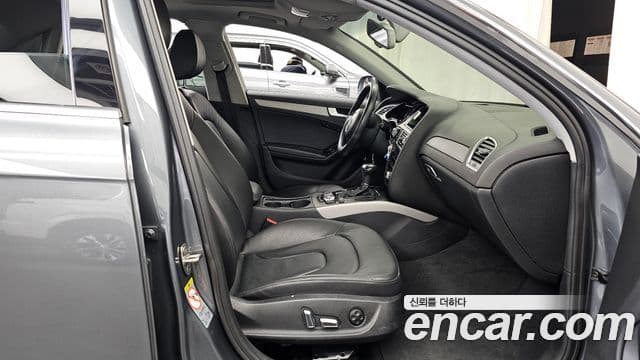 Audi New A4 B8, 2015 11