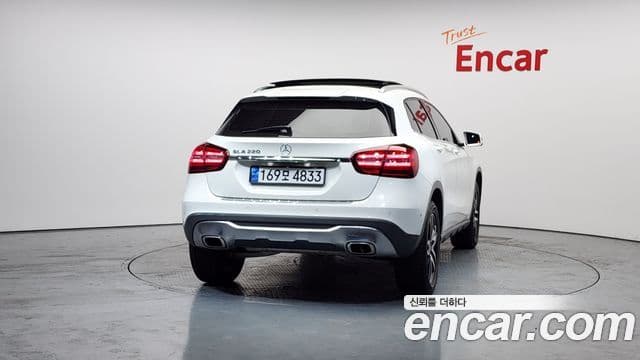 Mercedes-Benz GLA-класс X156 GLA220, 2018 4