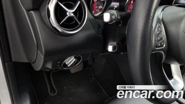 Mercedes-Benz GLA-класс X156 GLA220, 2018 15