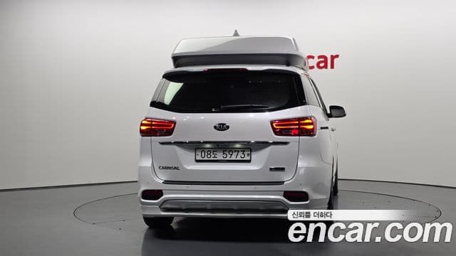 Kia The / новый New Carnival Noblesse Special, 2019 4