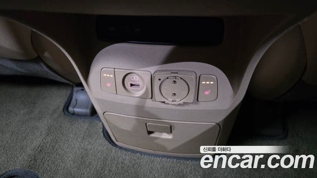 Kia The / новый New Carnival Noblesse Special, 2019 18