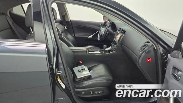 Lexus IS250 XE20, 2009 11