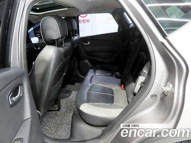 Renault Korea(Samsung) New QM3 panoramic Edition, 2018 7