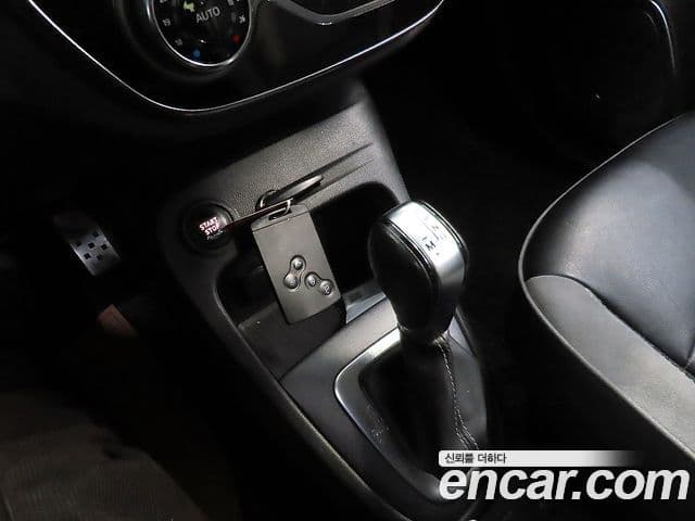 Renault Korea(Samsung) New QM3 panoramic Edition, 2018 14