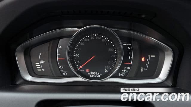 Volvo XC60 1세대, 2017 8