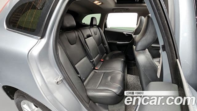 Volvo XC60 1세대, 2017 11