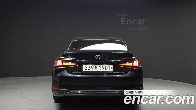 Lexus ES300h 7세대 F-Sport, 2022 4