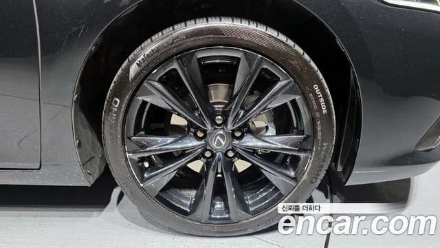 Lexus ES300h 7세대 F-Sport, 2022 все фото