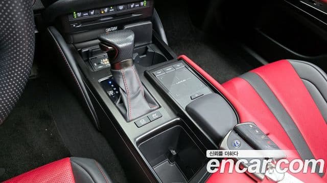 Lexus ES300h 7세대 F-Sport, 2022 9