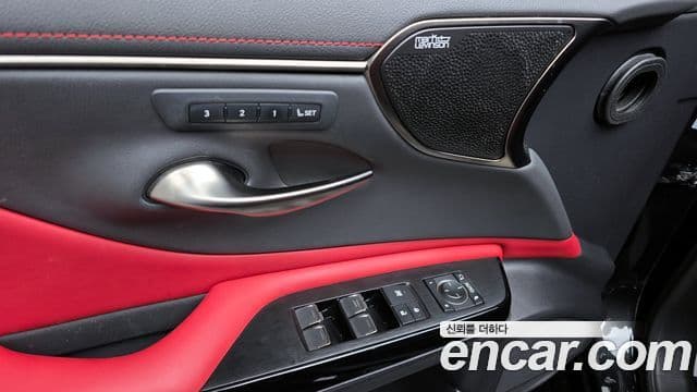 Lexus ES300h 7세대 F-Sport, 2022 14