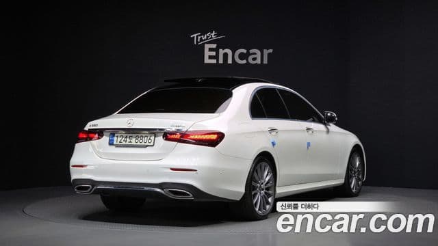 Mercedes-Benz E-класс W213 AMG Line, 2022 2