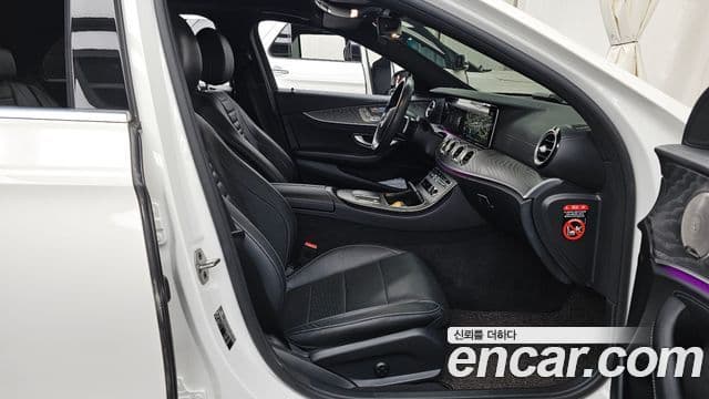 Mercedes-Benz E-класс W213 AMG Line, 2022 11